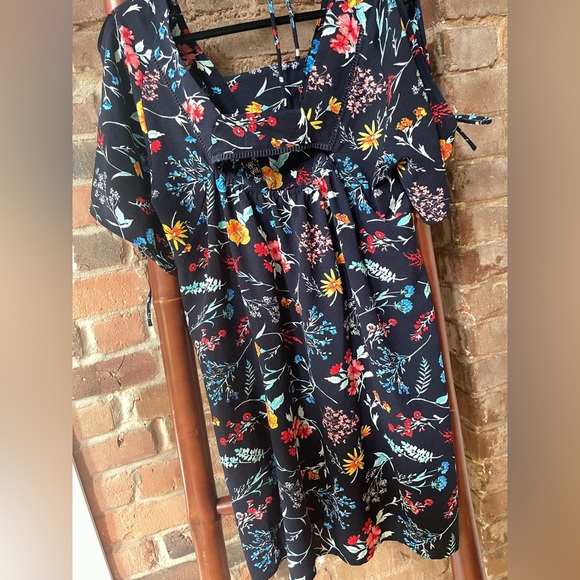 Molly Bracken Floral Summer Dress - Picture 4 of 5